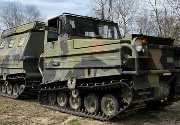 Ukrainische Armee erhält norwegische Geländewagen Bandvagn ...