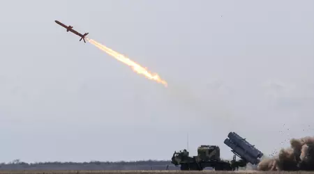 Die AFU beschoss die russische Fährüberfahrt und das Ölterminal des Hafens Kavkaz mit Neptun-Raketen, 250 Kilometer von der Frontlinie entfernt