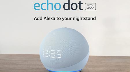 -42%: Der smarte Lautsprecher Echo Dot mit integrierter Uhr und Alexa ist bei Amazon zum Aktionspreis erhältlich