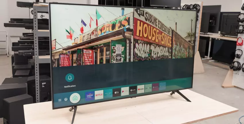 Samsung Q70T QLED Smart TV 4K bis 1000 Euro