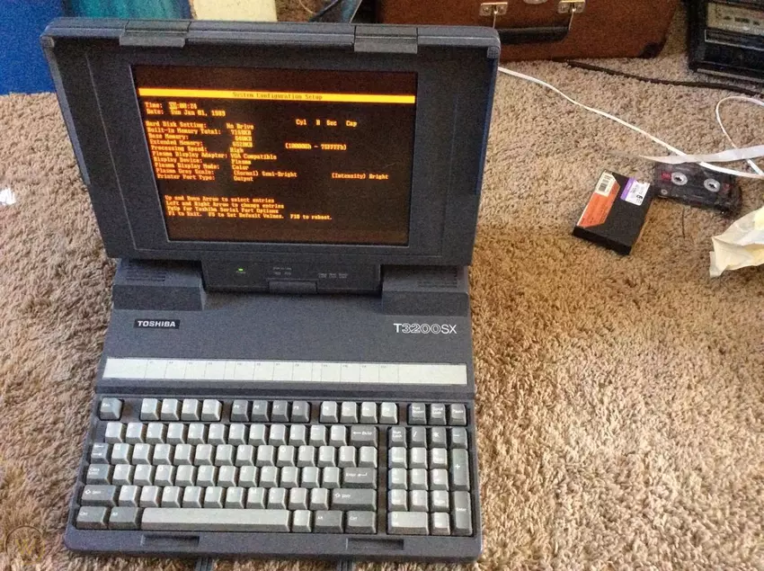 Ein Laptop von 1989 kann Bitcoin abbauen - er wird in 584.000.000 Jahren 1 $ verdienen und 1.000.000.000 $ kosten