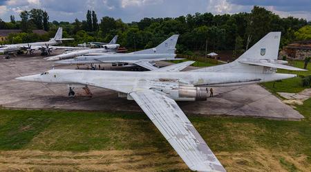 Die Russen setzen strategische Tu-160-Bomber gegen die Ukraine ein, die die Ukraine 1999 an Russland übergeben hat