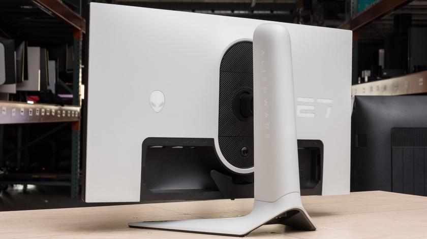 Alienware AW2723DF Gaming Monitor Wettkampf