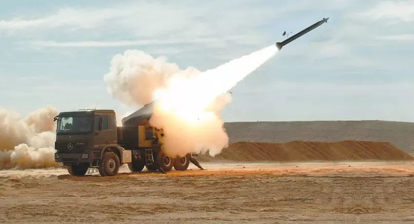 Ein nicht identifiziertes Land hat israelische PULS-Mehrfachraketenwerfer und Langstreckenraketen im Wert von 150 Millionen Dollar bestellt