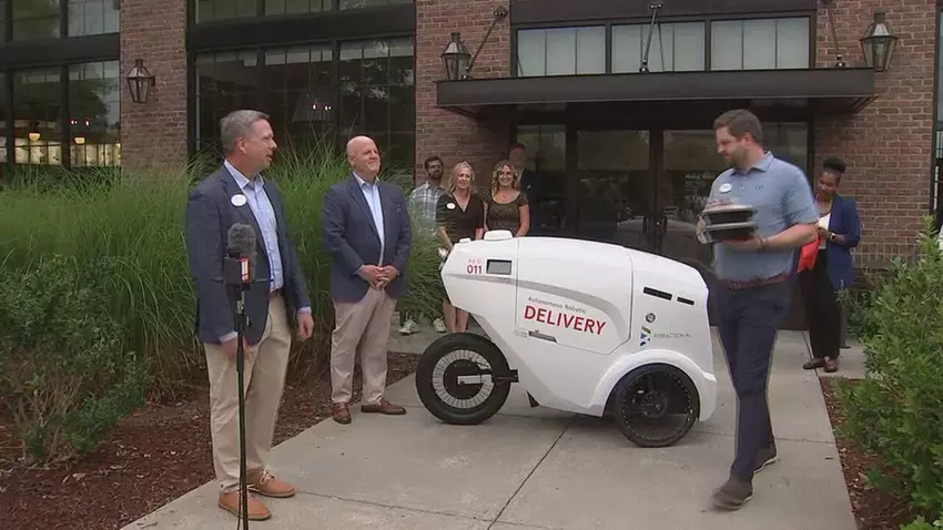 Ein US-Fastfood-Restaurant hat mit der Erprobung eines Lieferroboters begonnen