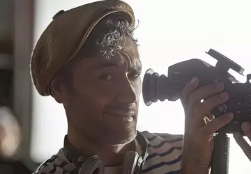 Taika Waititi verspricht, mit seinem Film, ...