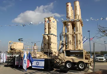 Deutschland gibt 4,3 Milliarden Dollar für ...