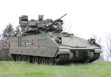 Die USA werden Bradley-Schützenpanzer in der ...