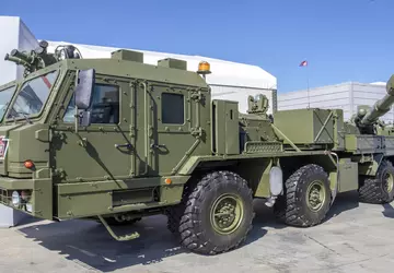 Das neueste russische Panzerartilleriesystem 2S43 Malva ...