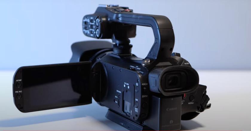 Canon XA60 camcorder low light