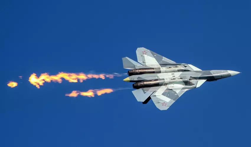 Russland hat offiziell den Beginn der Produktion von Su-57-Kampfflugzeugen der fünften Generation mit Triebwerken der sechsten Generation im Rahmen eines bestehenden Vertrags bestätigt