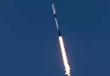 SpaceX führte den 100. Falcon 9 ...