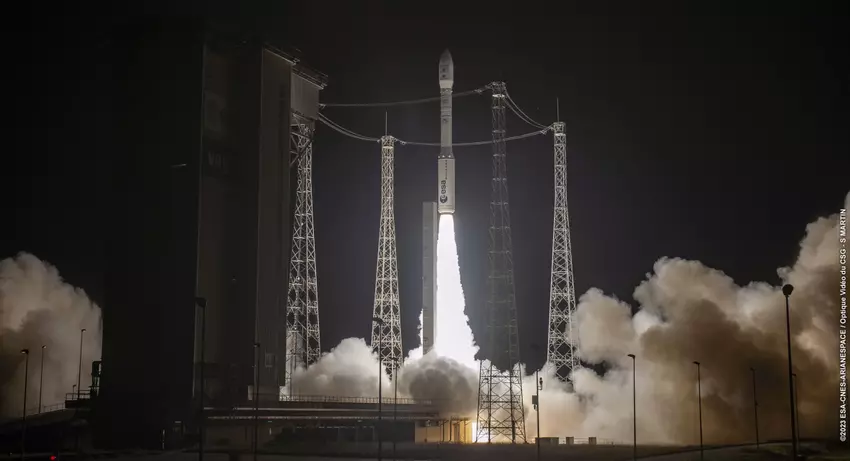 Die europäische Vega-Rakete absolvierte ihren ersten Flug seit Ende 2021 und brachte 12 Satelliten mit einem Gewicht von mehr als 1 200 kg erfolgreich in die Umlaufbahn