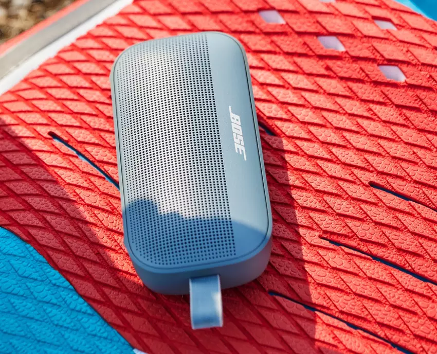 Bose Soundlink Flex: IP67-Schutz, bis zu 12 Stunden Akkulaufzeit, USB-C-Anschluss, PositionIQ-Technologie und ein Preisschild von $149