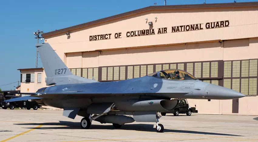 Starke Explosion erschreckt Einwohner von Washington, D.C. - Überschallknall trifft die Stadt nach Überschallflugzeug