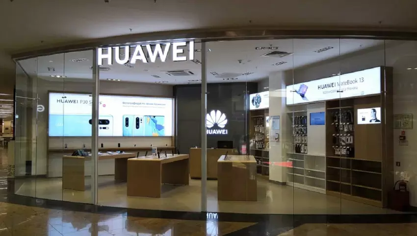 Nach den Basisstationen hat Huawei alle Direktlieferungen von Geräten nach Russland vollständig eingestellt und bereitet sich auf den vollständigen Rückzug vom Markt vor.