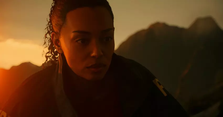 Großmutter-Dämon mit 2 Köpfen und 4 Armen: Xbox Partner zeigt drei Minuten Gameplay aus Alan Wake 2, in denen Saga gegen den Feind kämpft