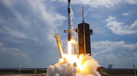 SpaceX wird einige der Starlink-V2-Mini-Satelliten, die mit dem Sinkflug begonnen haben, aus der Umlaufbahn nehmen