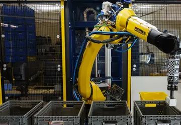 Amazon stellt Sparrow-Roboter vor, der Routinearbeiten ...