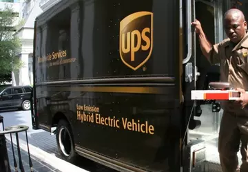 Das US-Logistikunternehmen UPS stellt den Betrieb ...