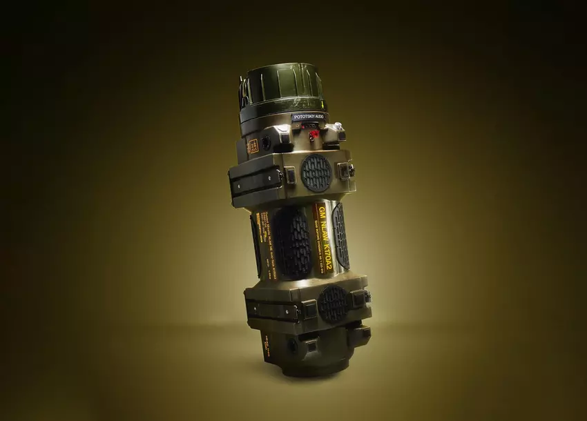 Ukrainischer Konstrukteur zeigte einen Lautsprecher im Gehäuse des schwedisch-britischen NLAW-Raketenabwehrsystems