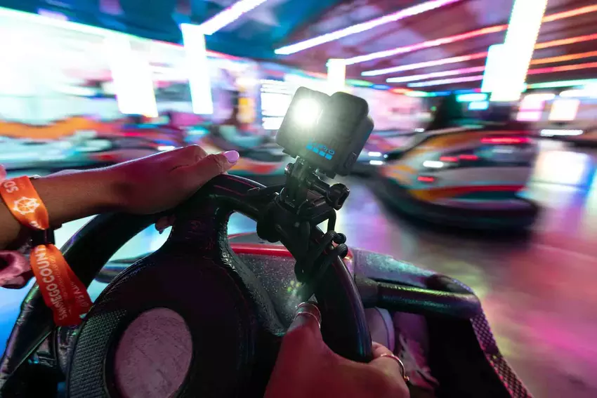 GoPro Lit Hero am Lenker. Illustration: GoPro