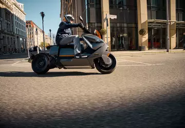 BMW startet die Serienproduktion des Elektrorollers ...