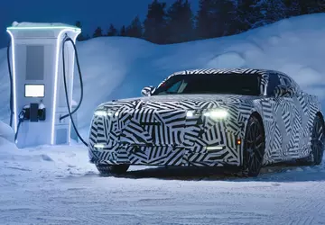 Neuer Jaguar GT unterzieht sich Eistests