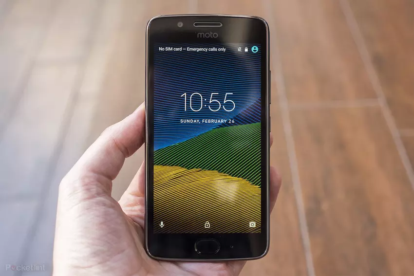 Das Moto G5 rettete einem Mann das Leben, indem es eine Kugel aufhielt