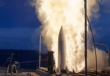 USA verkaufen Raytheon SM-6 Block I ...