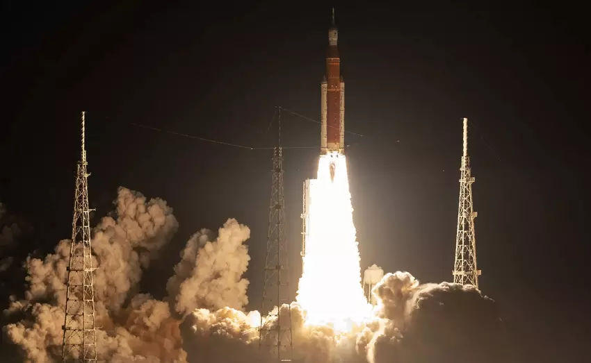 Die Artemis I-Mission hat begonnen - die NASA hat endlich eine SLS-Rakete mit dem Orion-Raumschiff losgeschickt, das den Mond umkreisen und zur Erde zurückkehren soll