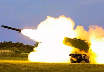 Philippinen wollen M142 HIMARS und BrahMos-Überschallraketen ...