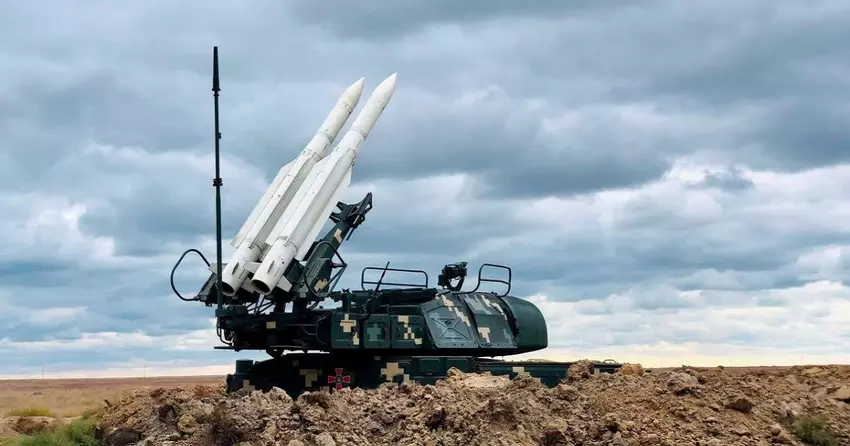 Ukrainische Buk-M1 SAM zerstört russischen Ka-52 "Alligator" Hubschrauber und iranische Drohne Shahed-136 (Video)