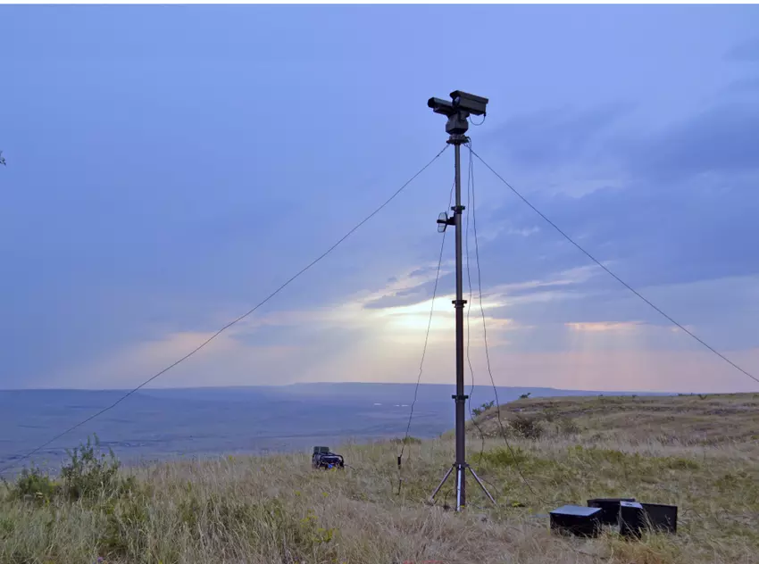 Ukrainische FPV-Drohne Phoenix 03 Heavy vernichtet russische Überwachungsstation Murom-P