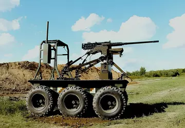 Ukrainische Ingenieure haben eine geländegängige Kampfplattform-Drohne ...