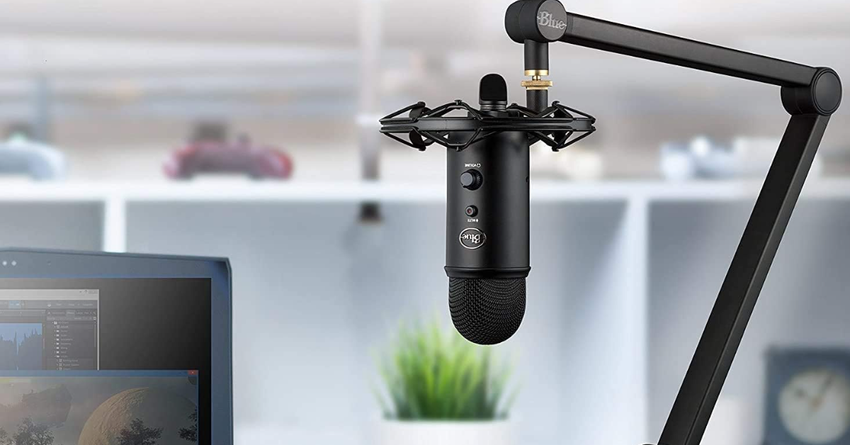 Blauer bester mikrofonständer