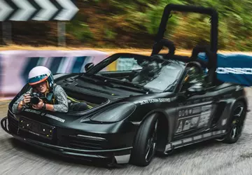 Porsche enthüllt einen einzigartigen Boxster für ...