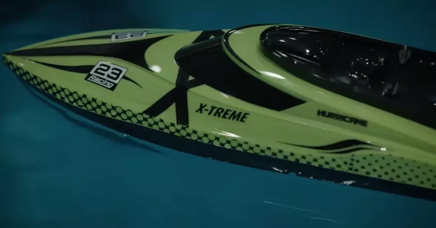 X-TREME Hurricane mini rc boot für pool