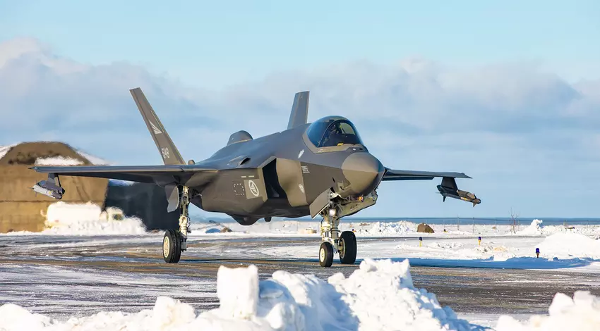 Kongsberg baut in Norwegen ein 46 Millionen Dollar teures Servicezentrum für F-35 Lightning II Tarnkappenflugzeuge der fünften Generation
