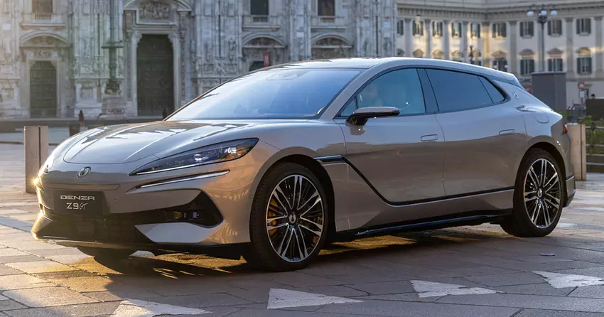 BYD hat in Europa die Premiummarke Denza und das Modell Z9GT eingeführt, das sich auf der Stelle dreht