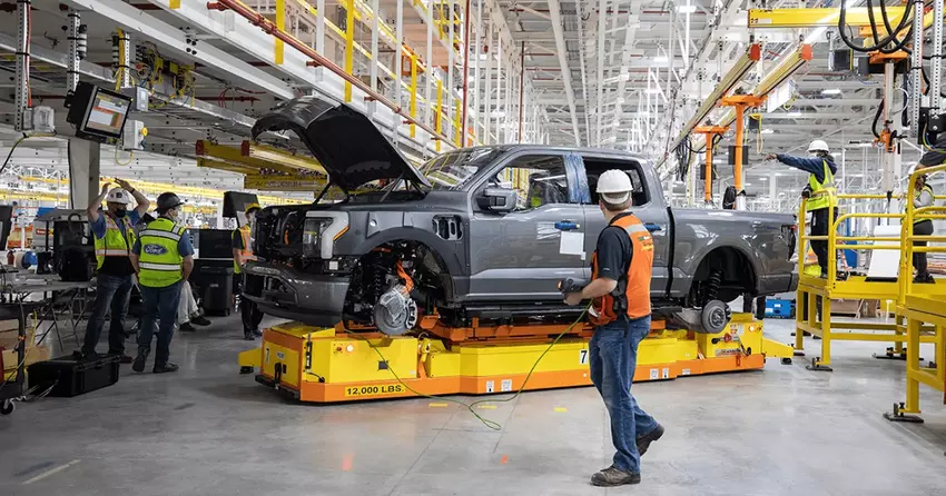 Trump will die von Biden eingeführte Steuervergünstigung für Elektroautos aufheben. Ilon Musk hat nichts dagegen