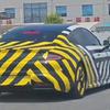 Xiaomi SU7 L verlängerte Limousine Prototyp in Tarnung