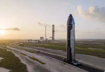 SpaceX enthüllt Starship-Prototyp auf der Startrampe, ...