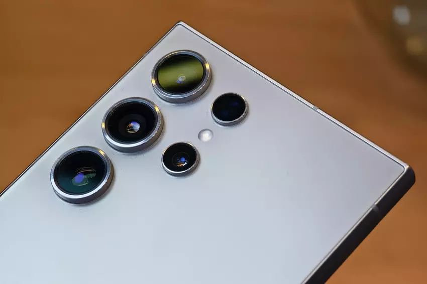 Samsungs neues Patent verspricht, Stromverbrauch und Rauschen in Smartphones mit mehreren Kameras zu reduzieren