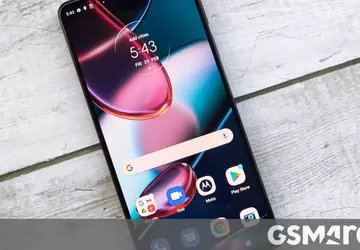 Motorola Edge+ (2022) wird in den ...