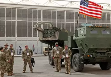 Die USA kündigten ein 300-Millionen-Dollar-Militärhilfepaket für ...