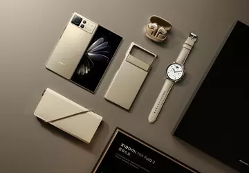 Xiaomi Mix Fold 3 mit zwei ...