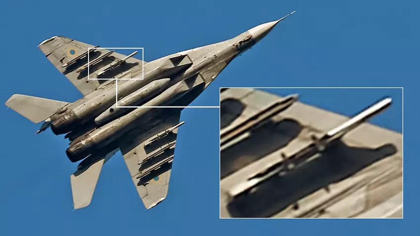 Ukrainische Luftwaffe veröffentlicht Foto einer MiG-29 mit mysteriösen Raketenmasten