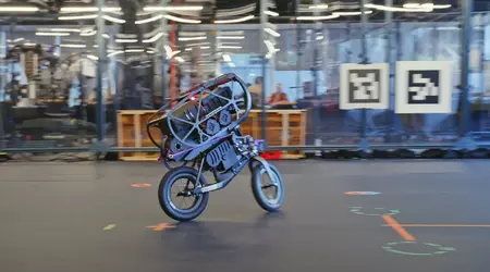 Balance und Navigation auf höchstem Niveau: Die beeindruckenden Fähigkeiten eines Roboterfahrrads mit KI demonstriert