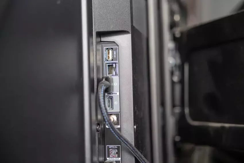 TCL 43-Zoll Q65 QLED Serie kompakter 4K-Fernseher